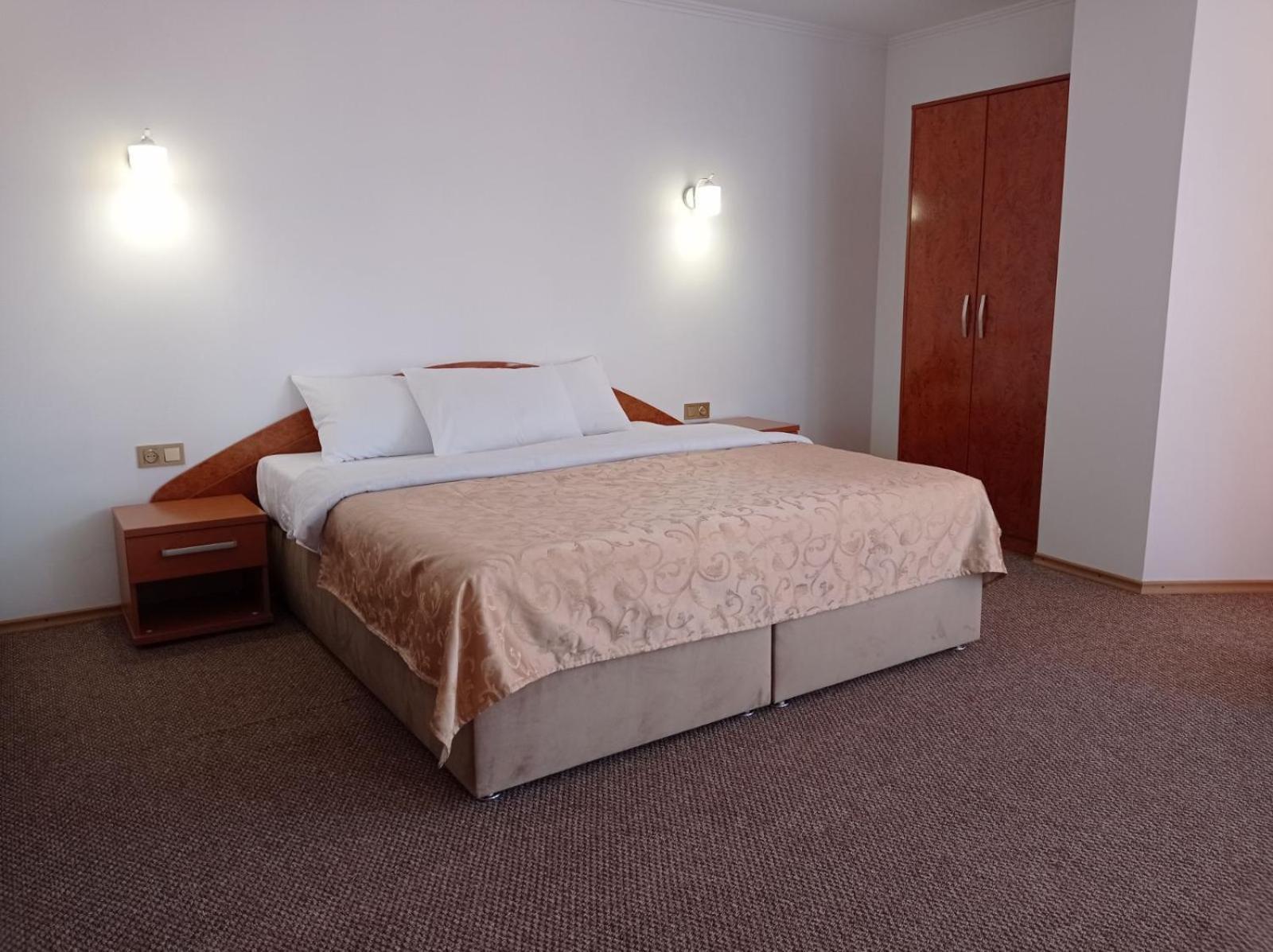 Volyn Hotel Ludmir Volodymyr-Volynsʼkyy المظهر الخارجي الصورة