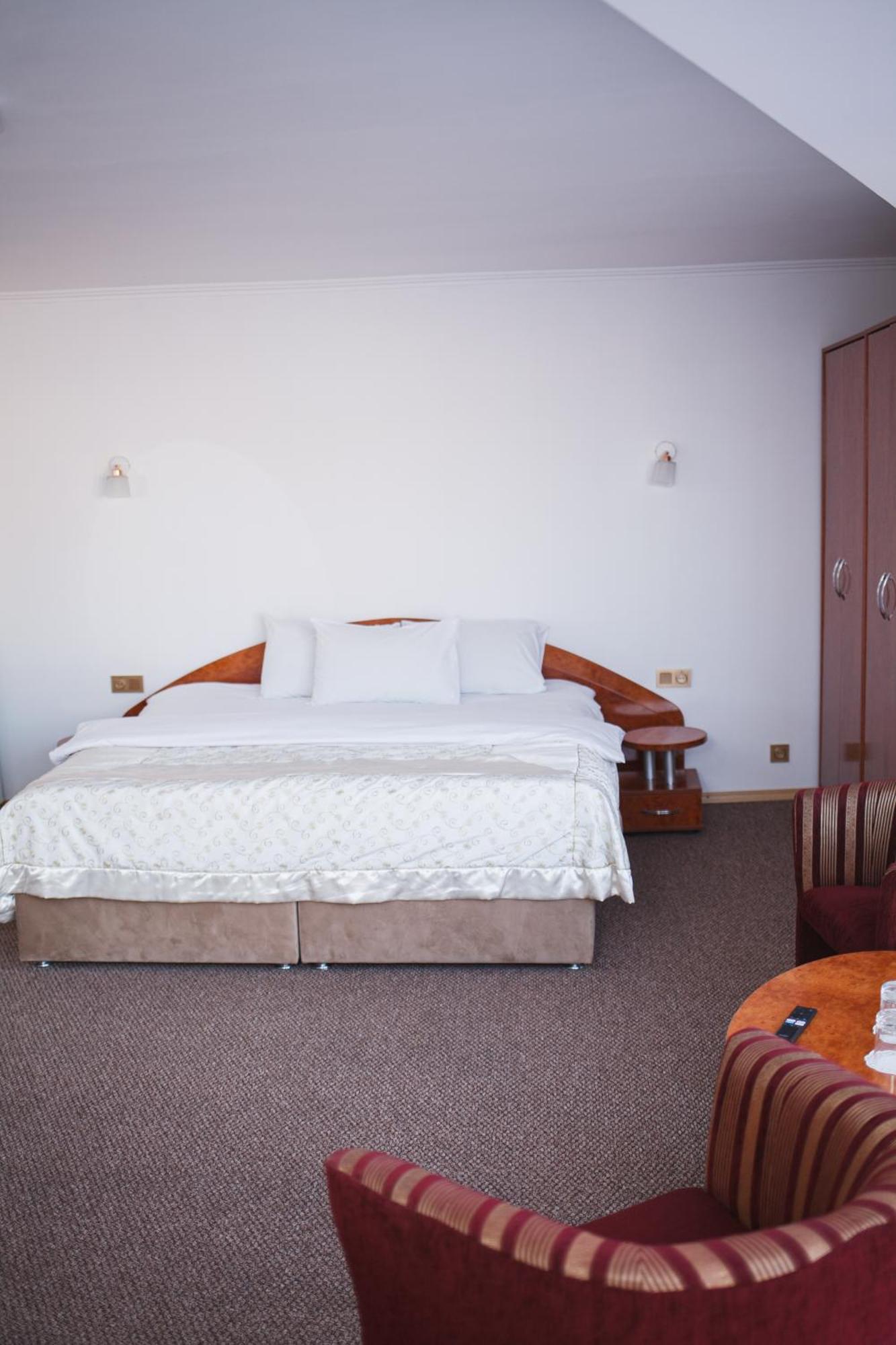 Volyn Hotel Ludmir Volodymyr-Volynsʼkyy المظهر الخارجي الصورة